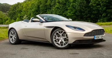 aston martin db11